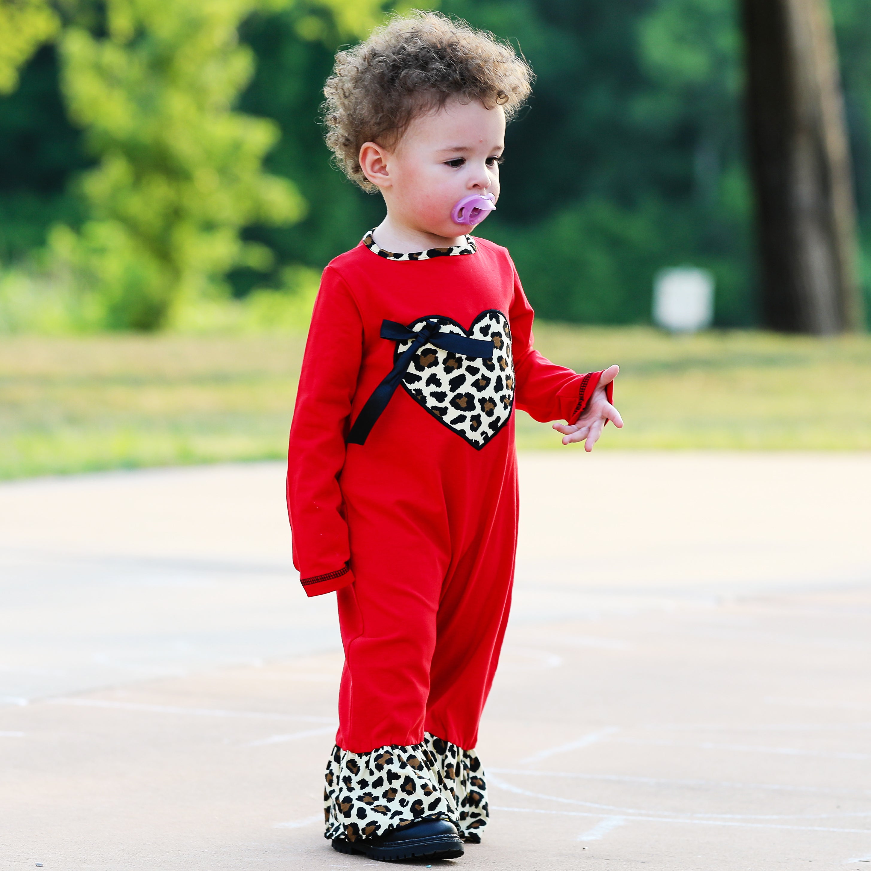 Kid's, Girl's Outfit, AnnLoren Baby Girls Leopard Valentines Holiday Heart Romper Outfit One