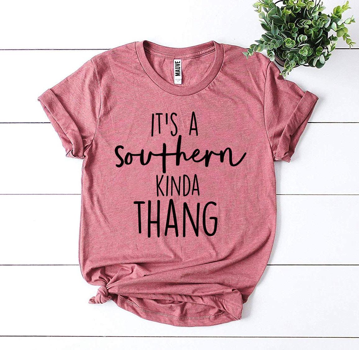 Women's Tshirt, It’s a Southern Kinda Thang
